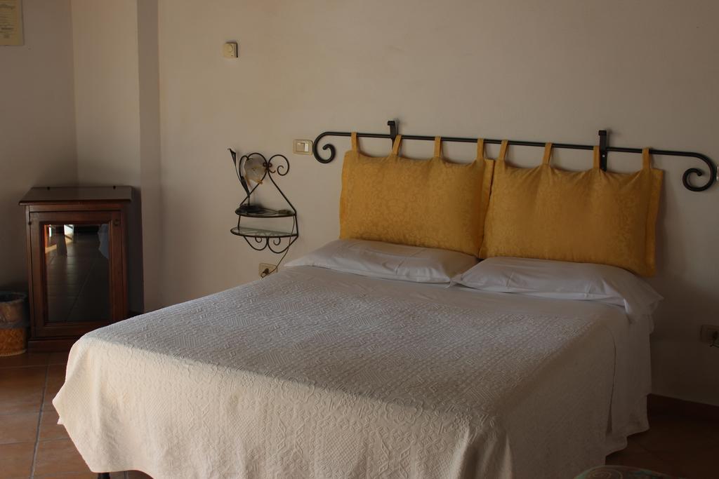Agriturismo Il Poggiolo Montemerano Δωμάτιο φωτογραφία